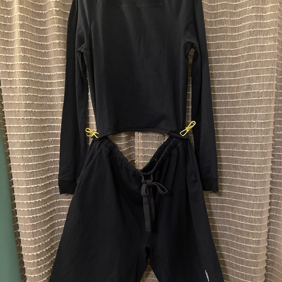 NWOT FP Free People Movement Hot Shot Easy Set - Picture 2 of 5